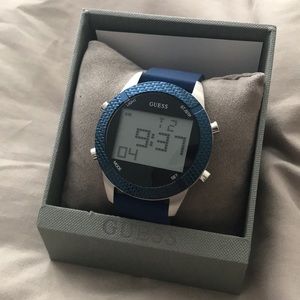*SOLD* GUESS Men’s Altheisure Watch BRAND NEW!